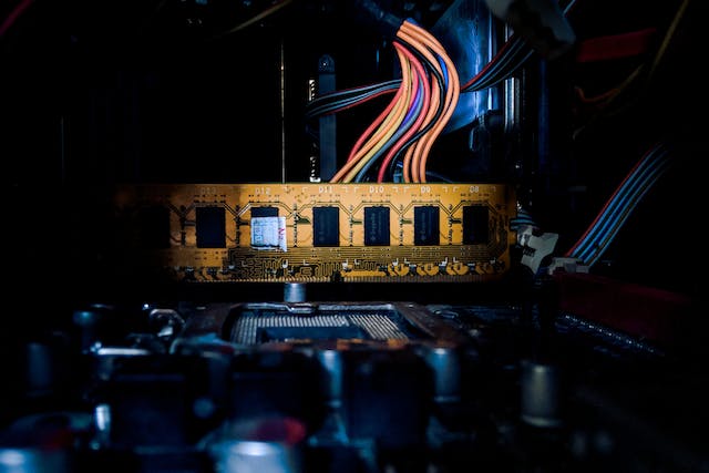 Comprendre tension maximale circuits &eacute;lectriques